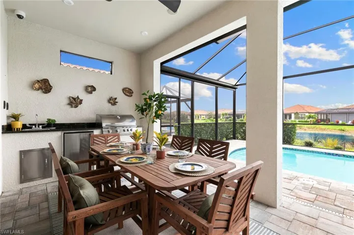 Outdoor Kitchen