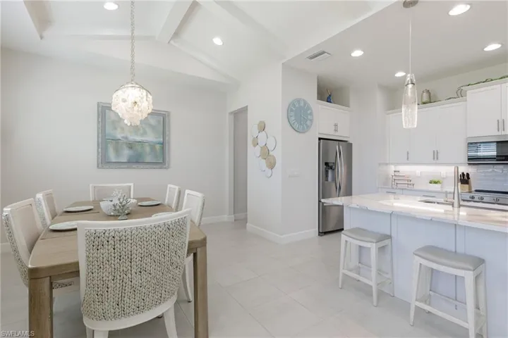7084  Saona  CT, Naples, FL 34113
