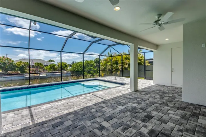 203 Sw 14th Ave, Cape Coral, Florida 33991