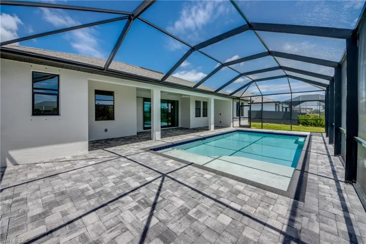 203 Sw 14th Ave, Cape Coral, Florida 33991