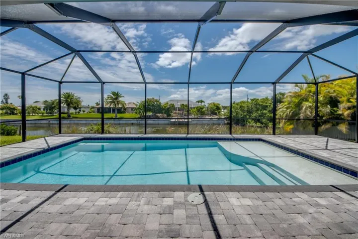 203 Sw 14th Ave, Cape Coral, Florida 33991