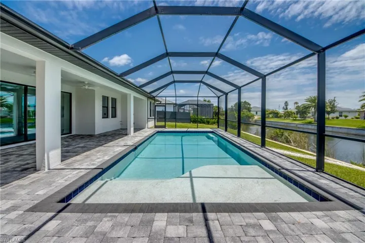 203 Sw 14th Ave, Cape Coral, Florida 33991