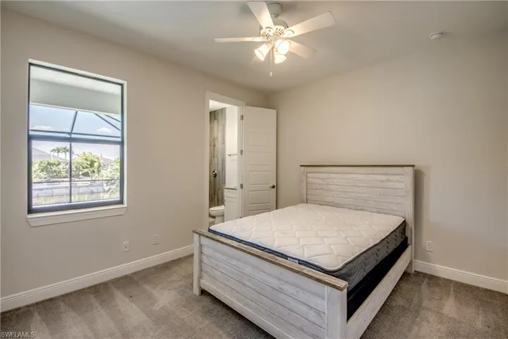 203 Sw 14th Ave, Cape Coral, Florida 33991