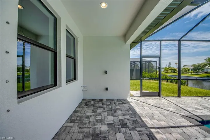 203 Sw 14th Ave, Cape Coral, Florida 33991