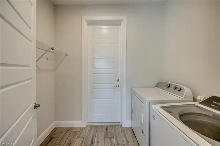 203 Sw 14th Ave, Cape Coral, Florida 33991