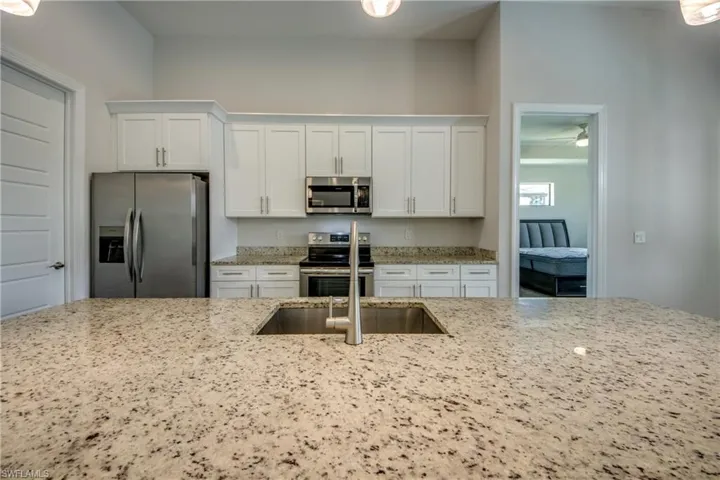203 Sw 14th Ave, Cape Coral, Florida 33991