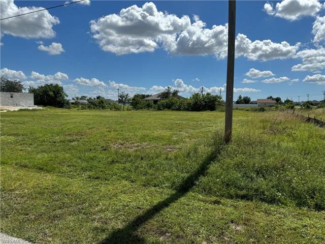 210 NE 15th TER, CAPE CORAL FL 33909