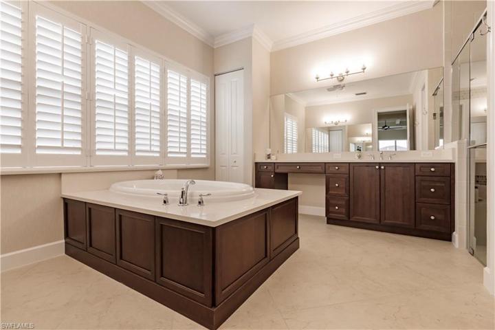 This peninsula Roman tub is a hit in these homes.  It won't matter whether you shower or bathe, you will definitely need to soak in this tub  one day soon.  "Calgon, take me away!"