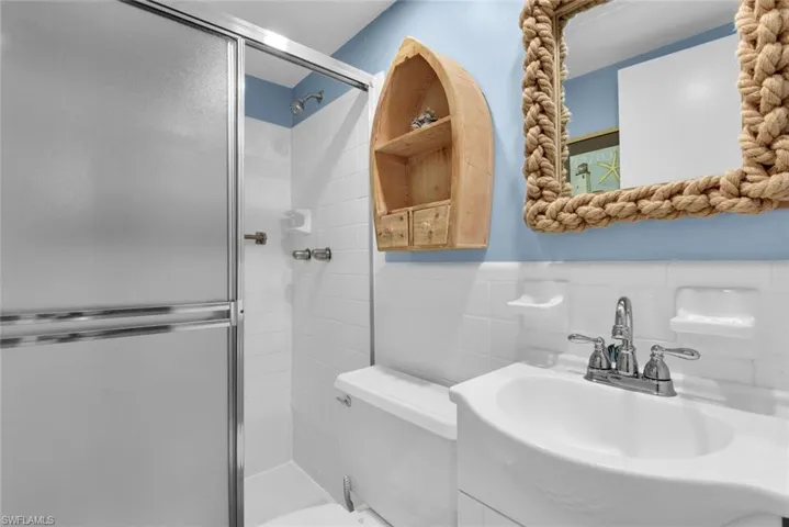 1295  Gulf Shore S BLVD, Naples, FL 34102