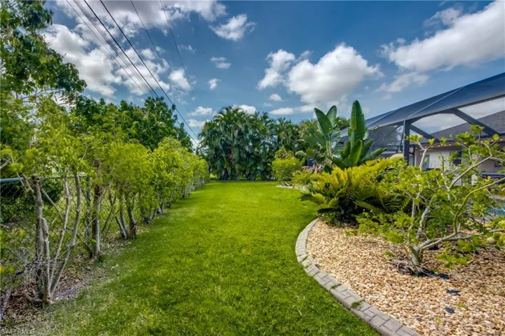 2919 Sw 2nd Pl, Cape Coral, Florida 33914