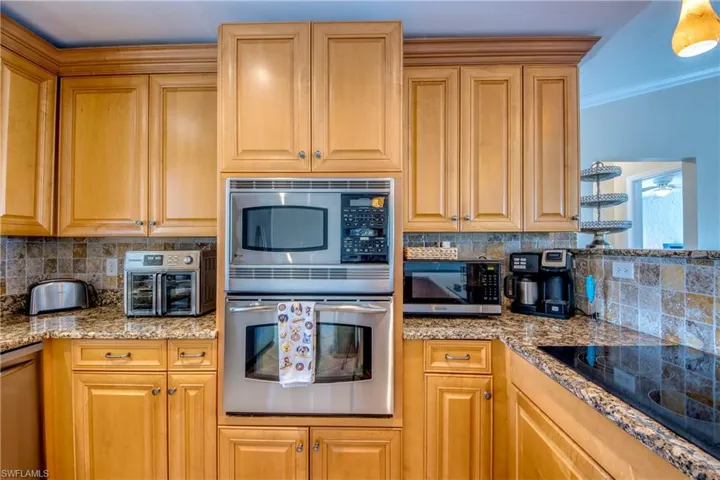 2919 Sw 2nd Pl, Cape Coral, Florida 33914