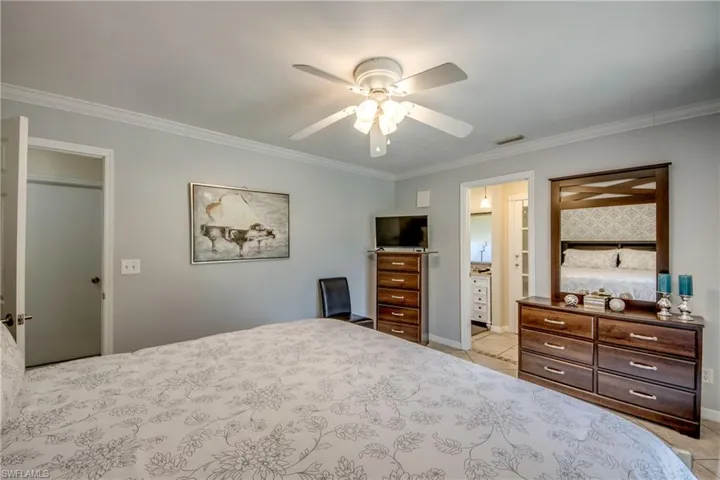 2919 Sw 2nd Pl, Cape Coral, Florida 33914