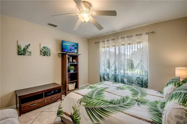 2919 Sw 2nd Pl, Cape Coral, Florida 33914