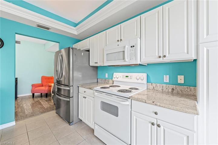 Newer Appliances Includes New Stainless Refrigerator