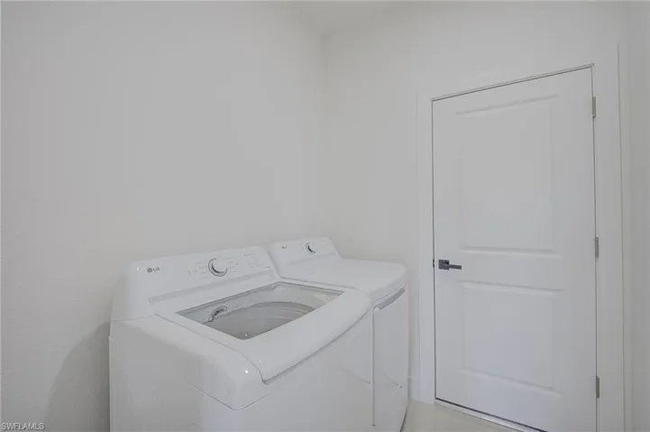 5905 Sunshine Blvd N, Lehigh Acres, Florida 33971