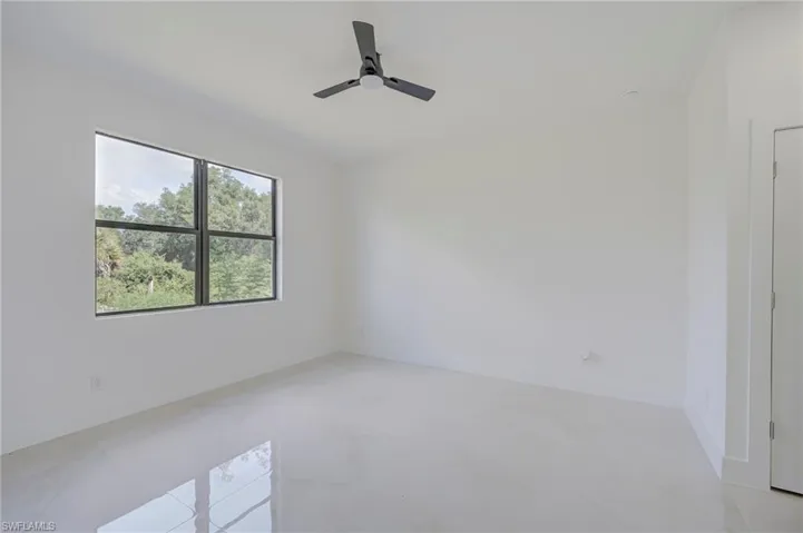 5905 Sunshine Blvd N, Lehigh Acres, Florida 33971
