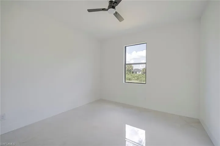 5905 Sunshine Blvd N, Lehigh Acres, Florida 33971