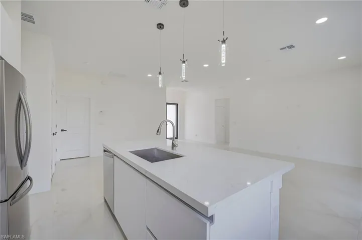 5905 Sunshine Blvd N, Lehigh Acres, Florida 33971