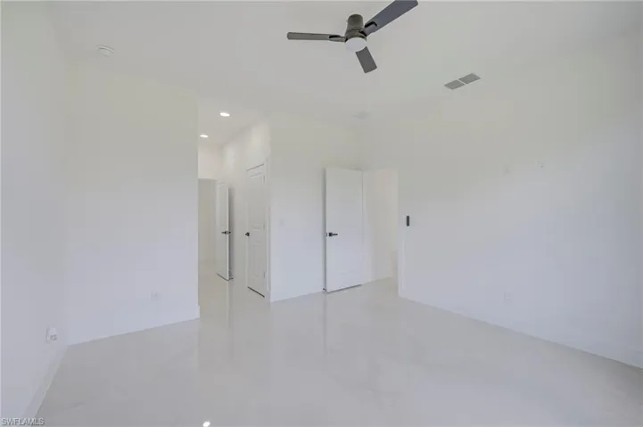 5905 Sunshine Blvd N, Lehigh Acres, Florida 33971