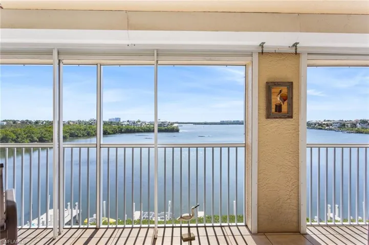Mesmerizing Bay Views!