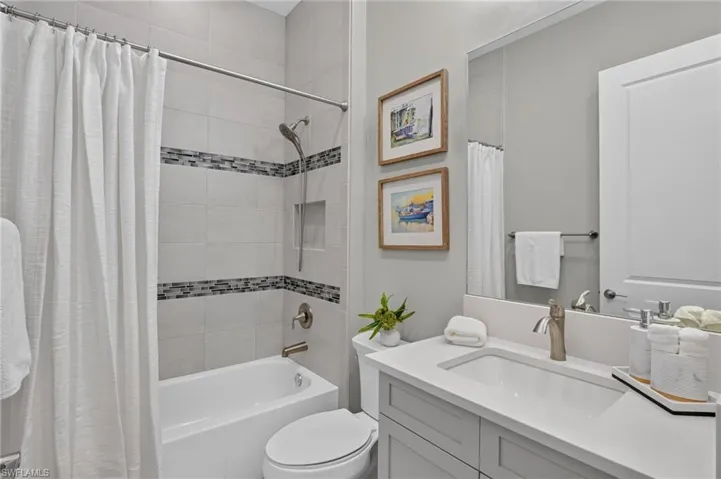11331 Jacaranda Dr, Naples, Florida 34120