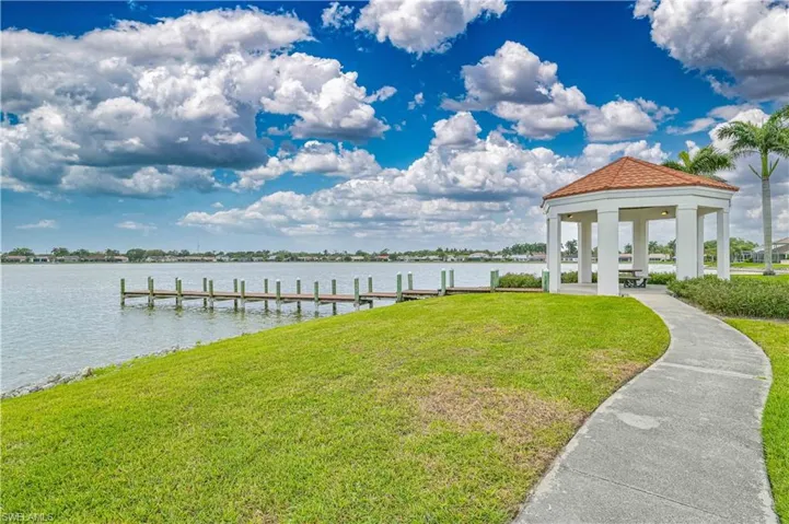 7718  Jewel  LN, Naples, FL 34109