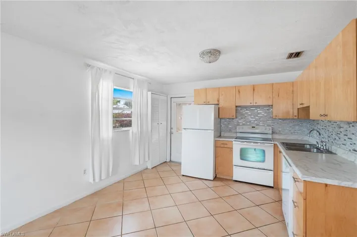 4231 Mariner Ln, Bonita Springs, Florida 34134