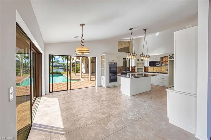 6896 Erin Marie Ct, Fort Myers, Florida 33919