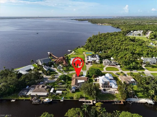 1812 Coral Cir, North Fort Myers, Florida 33903