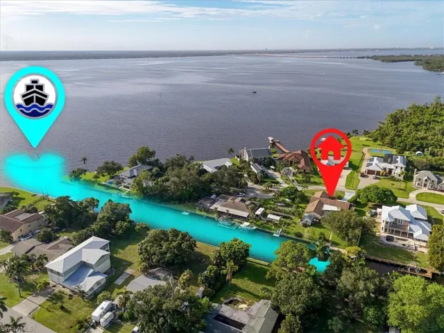 1812 Coral Cir, North Fort Myers, Florida 33903