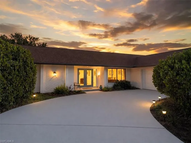 1812 Coral Cir, North Fort Myers, Florida 33903