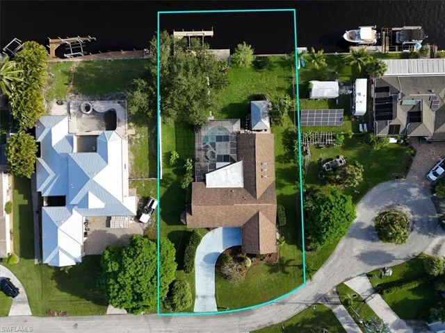 1812 Coral Cir, North Fort Myers, Florida 33903