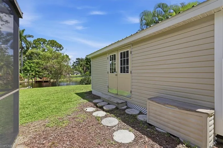 1812 Coral Cir, North Fort Myers, Florida 33903