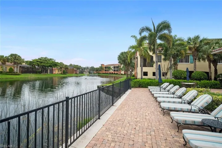 LONG and PANORAMIC LAKE VIEW