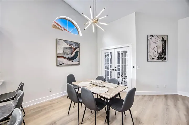 Dining-Area
