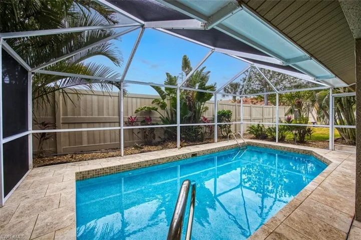 Pool-Lanai