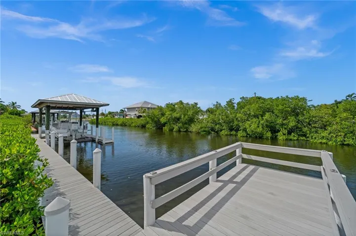 2912 Buttonwood Key Ct, St. James City, Florida 33956
