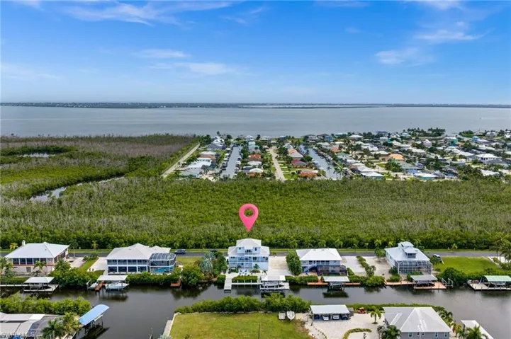 2912 Buttonwood Key Ct, St. James City, Florida 33956