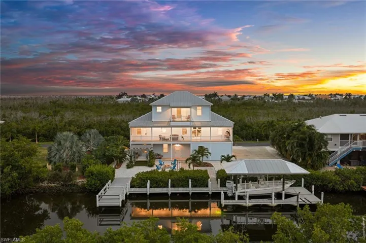 2912 Buttonwood Key Ct, St. James City, Florida 33956