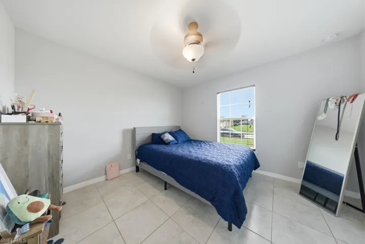 132 Ne 16th Ter, Cape Coral, Florida 33909