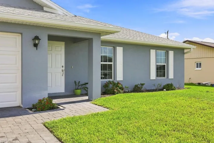 132 Ne 16th Ter, Cape Coral, Florida 33909