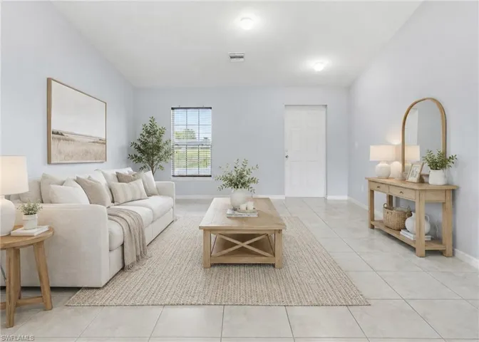 132 Ne 16th Ter, Cape Coral, Florida 33909