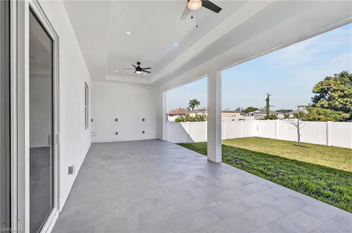 407 Sw 29th Pl, Cape Coral, Florida 33991