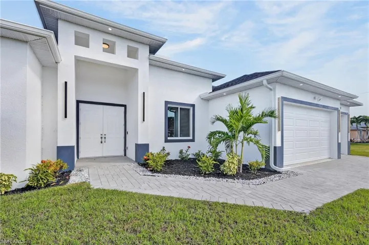 407 Sw 29th Pl, Cape Coral, Florida 33991