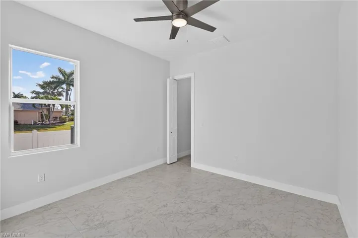 407 Sw 29th Pl, Cape Coral, Florida 33991