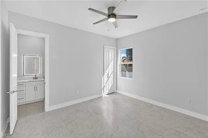 407 Sw 29th Pl, Cape Coral, Florida 33991