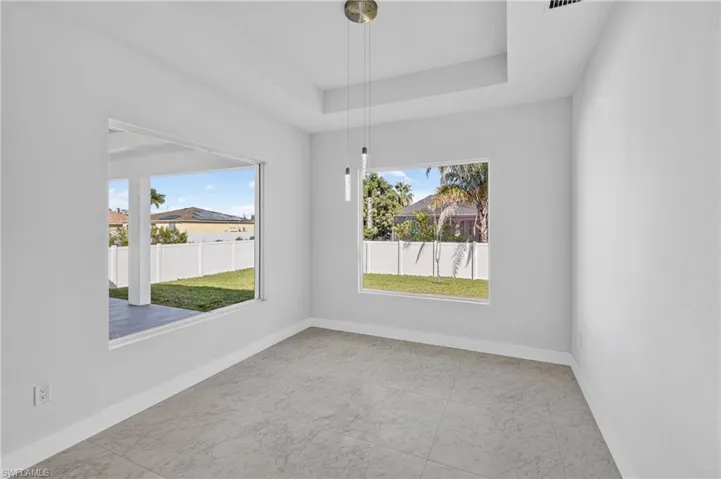 407 Sw 29th Pl, Cape Coral, Florida 33991