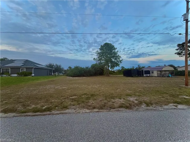 2514 34th St Sw, Lehigh Acres, Florida 33976