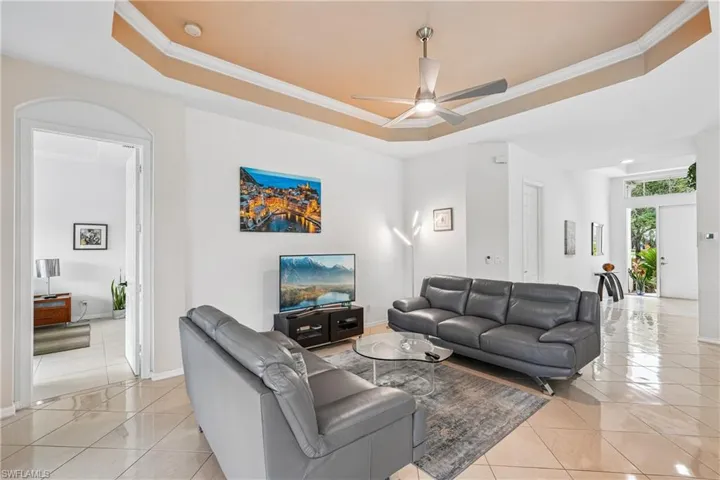 309  Harvard  LN, Naples, FL 34104
