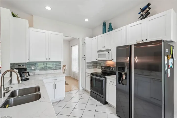 309  Harvard  LN, Naples, FL 34104